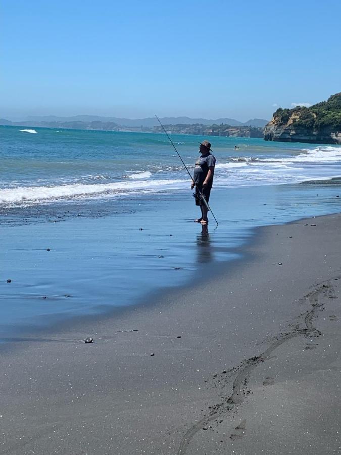 Urenui Beach Bach المظهر الخارجي الصورة